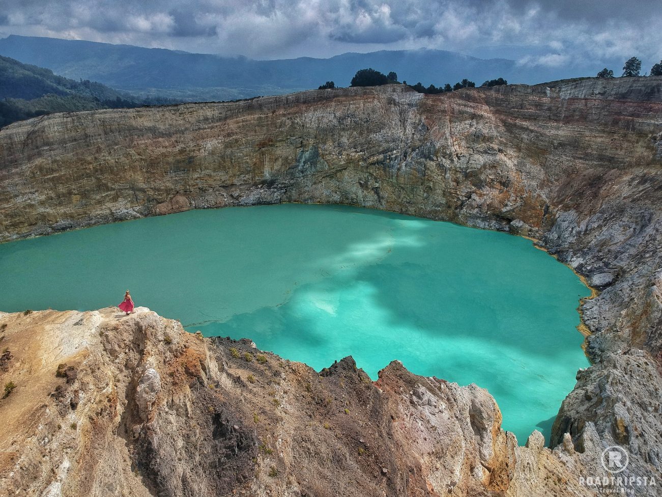 Kelimutu Vulkan Kraterseen  Roads Rivers Travel Blog