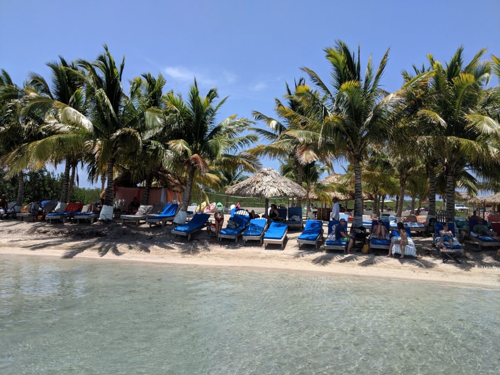 Secret Beach auf Caye Ambergris