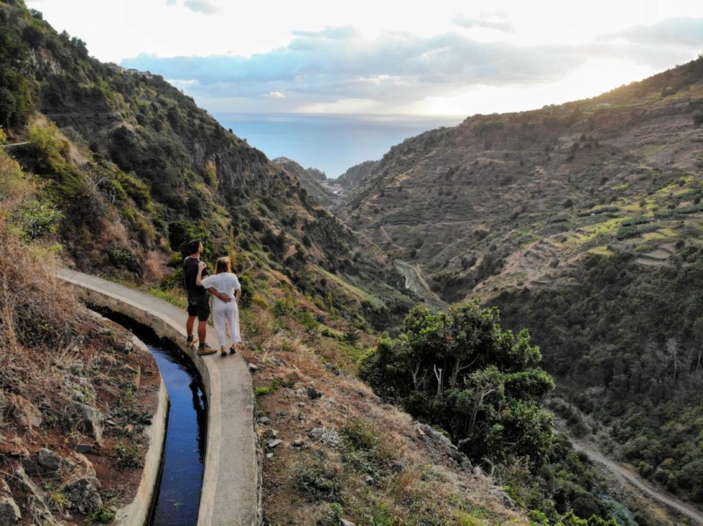 PR7 Levada Do Moinho & Levada Nova I Eine der schönsten Wanderungen auf Madeira PR7 Levada Do Moinho & Levada Nova I Eine der schönsten Wanderungen auf Madeira