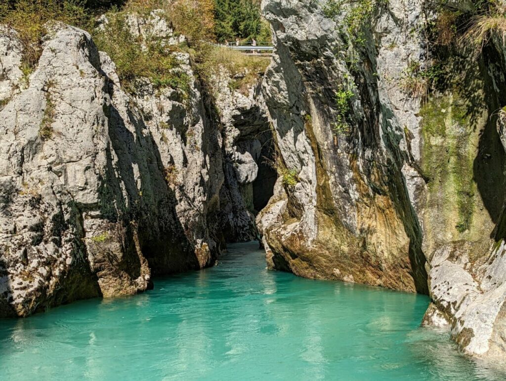 Soča Tal Slowenien I 7 spektakuläre Highlights & Reisetipps Soča Tal Slowenien I 7 spektakuläre Highlights & Reisetipps