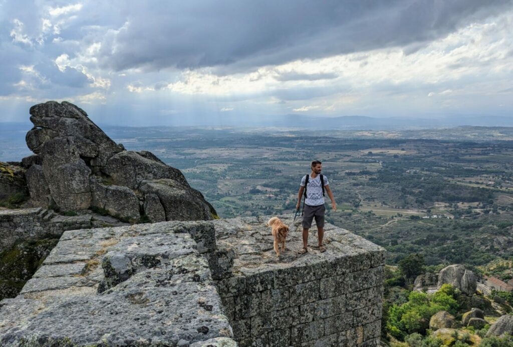 Monsanto Portugal I Highlights des Felsendorfs & Parkplatz-Tipps für 2025 Monsanto Portugal I Highlights des Felsendorfs & Parkplatz-Tipps für 2025