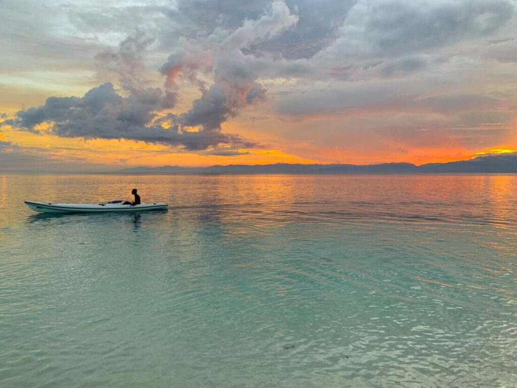 Sunset at White Beach Moalboal