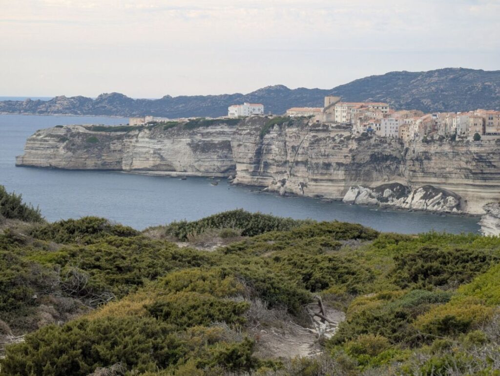 Bonifacio Korsika: Zitadelle, Kalksteinfelsen & Klippenwanderung (2026)